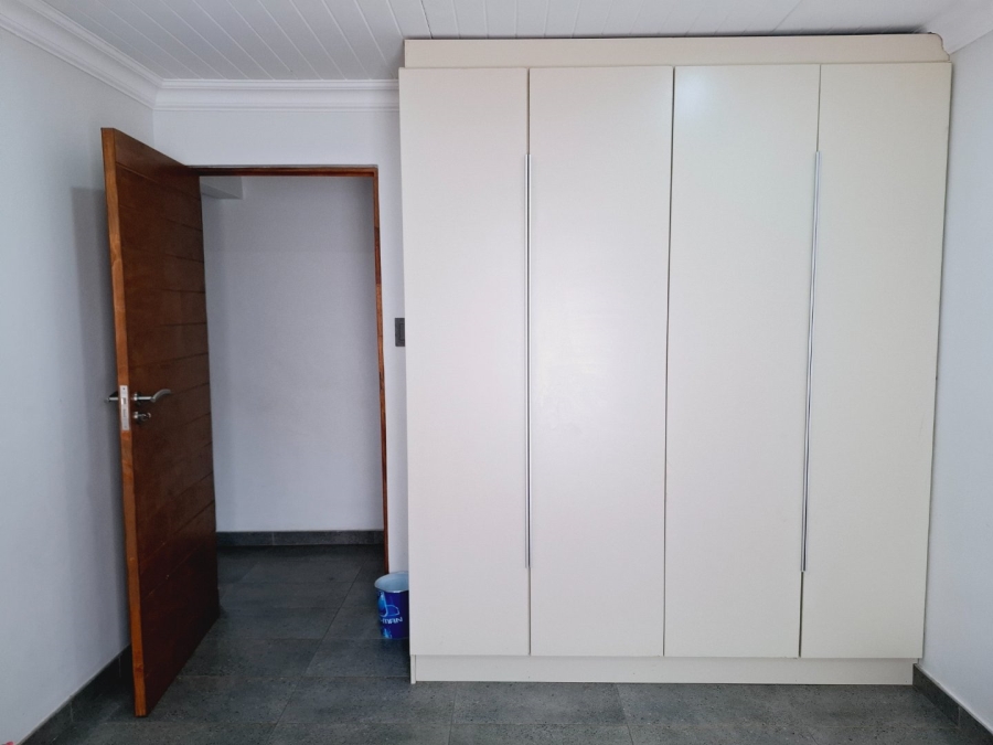 4 Bedroom Property for Sale in Generaal De Wet Free State